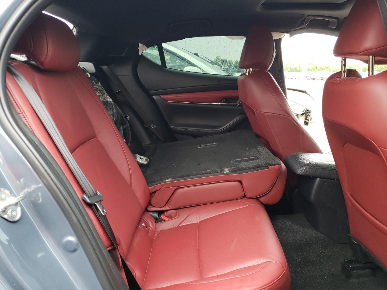 Photo 6 from auction – 2021 MAZDA 3 PREMIUM with VIN JM1BPAML9M1401688