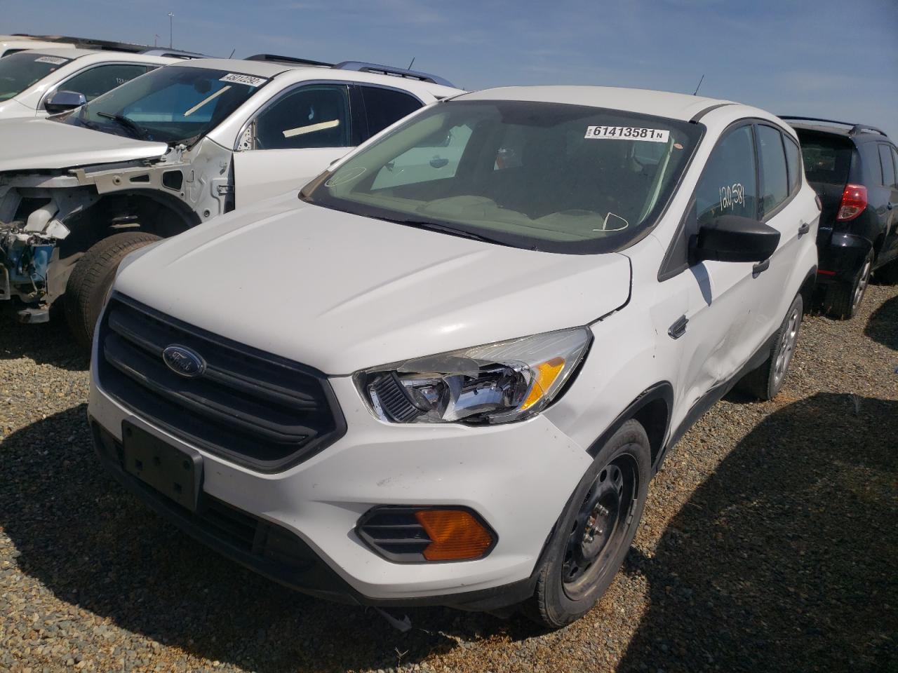 Photo 2 from auction – 2017 FORD ESCAPE S with VIN 1FMCU0F78HUE97644