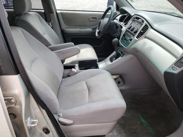 Photo 5 from auction – 2004 TOYOTA HIGHLANDER with VIN JTEGD21AX40104860