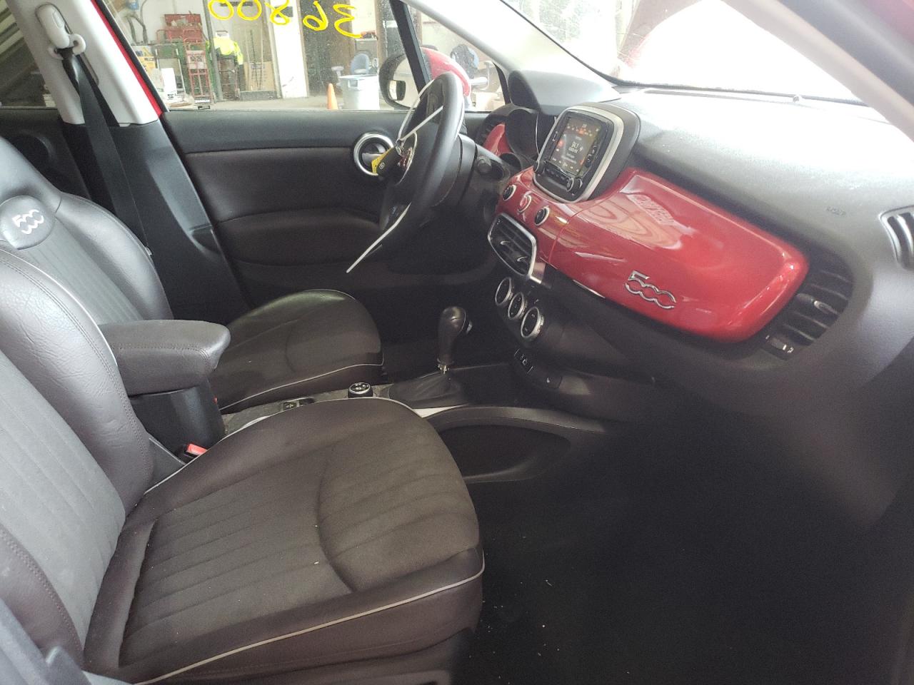 Photo 5 from auction – 2017 FIAT 500X LOUNG with VIN ZFBCFYDB3HP566990