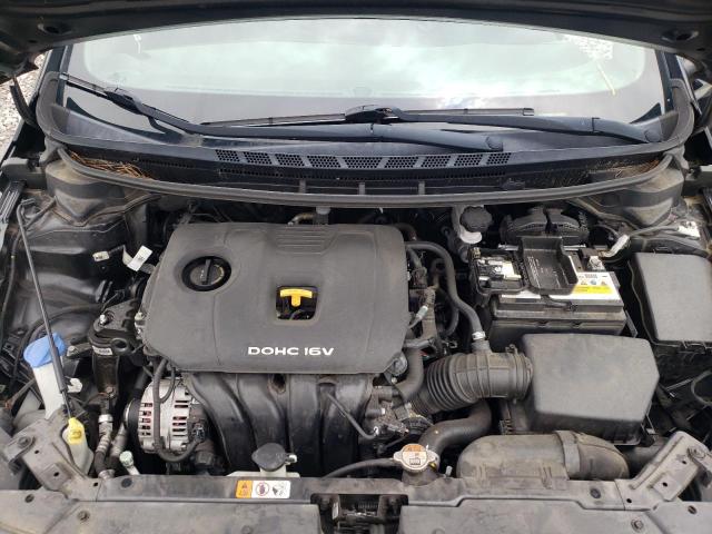 Photo 7 from auction – 2017 KIA FORTE LX with VIN 3KPFK4A75HE143259