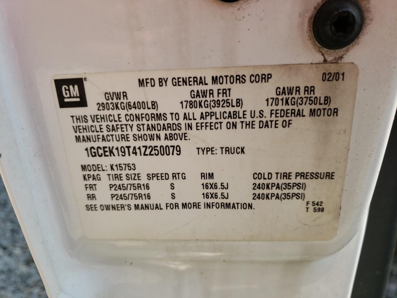 Photo 10 from auction – 2001 CHEVROLET SILVERADO with VIN 1GCEK19T41Z250079