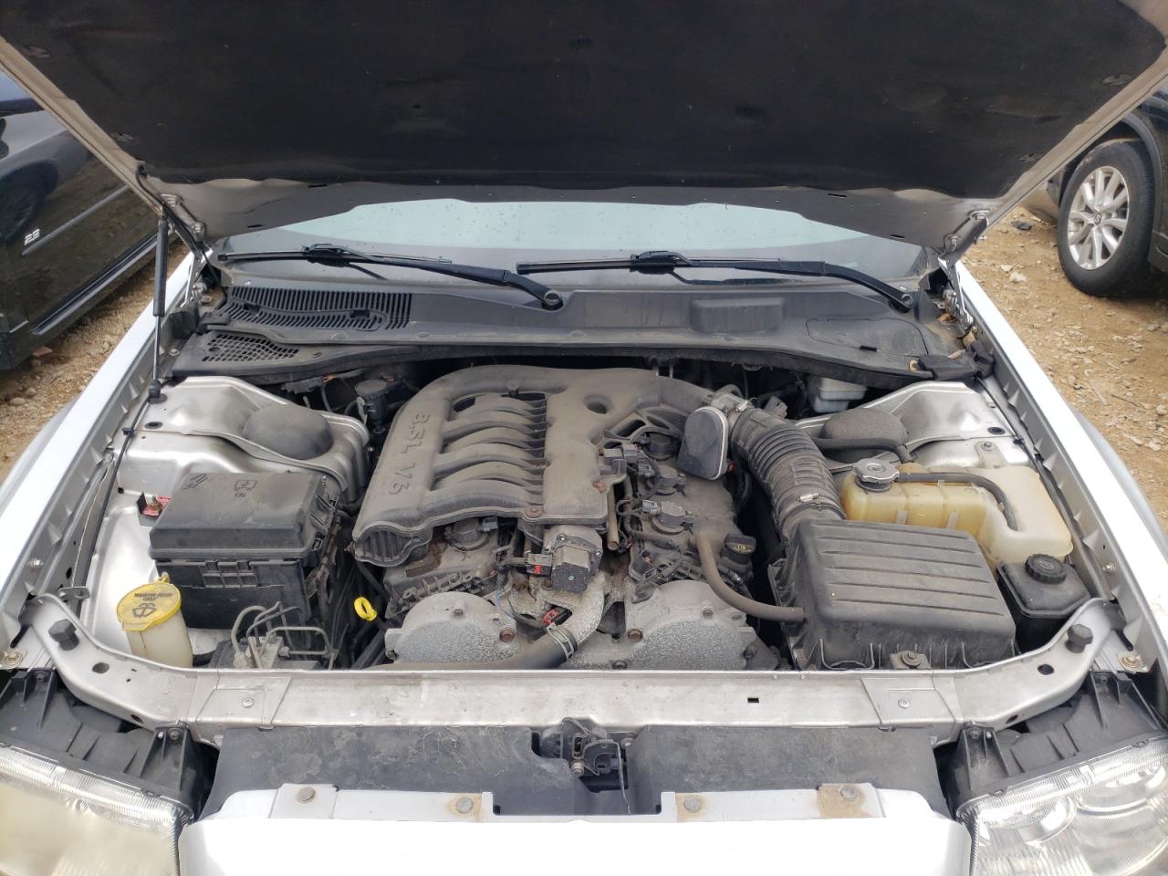 Photo 7 from auction – 2010 CHRYSLER 300 TOURIN with VIN 2C3CA5CV6AH325798