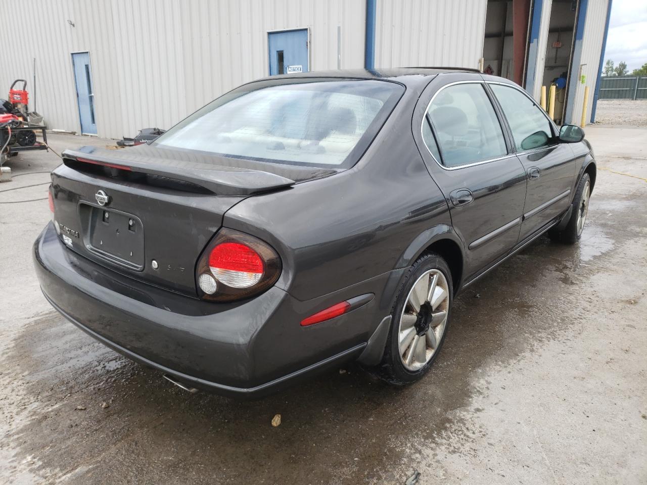 Photo 4 from auction – 2001 NISSAN MAXIMA GXE with VIN JN1CA31D31T840242