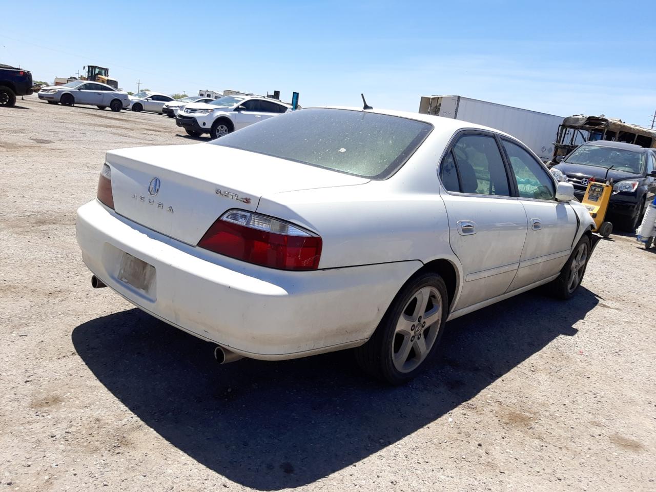 Photo 4 from auction – 2003 ACURA 3.2TL TYPE with VIN 19UUA56963A067235