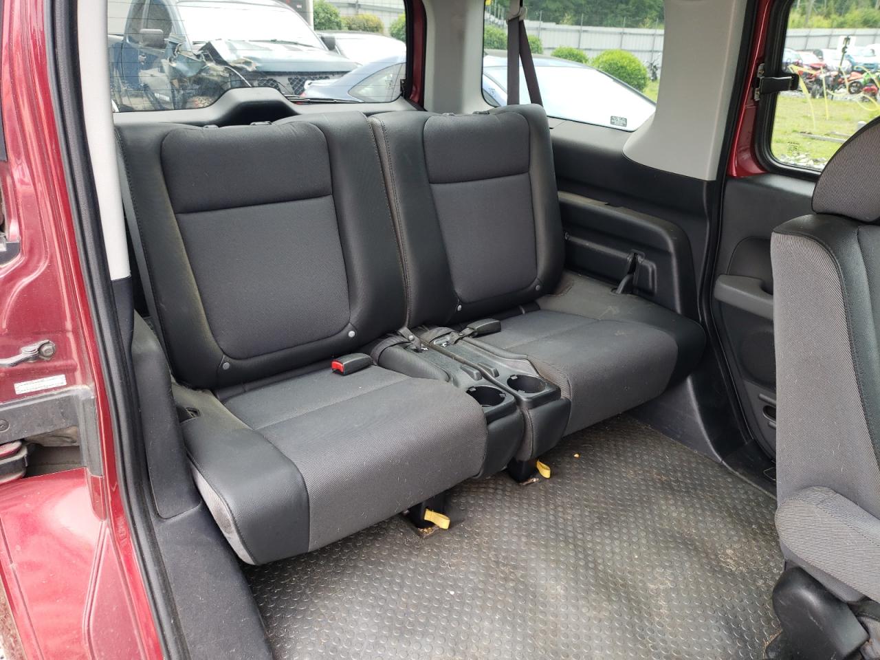 Photo 16 from auction – 2006 HONDA ELEMENT EX with VIN 5J6YH28716L013169