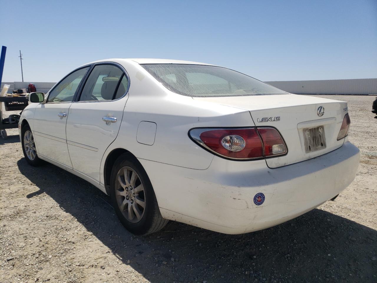 Photo 3 from auction – 2004 LEXUS ES 330 with VIN JTHBA30G940018862