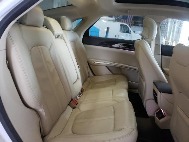 Photo 6 from auction – 2014 LINCOLN MKZ with VIN 3LN6L2G92ER823050