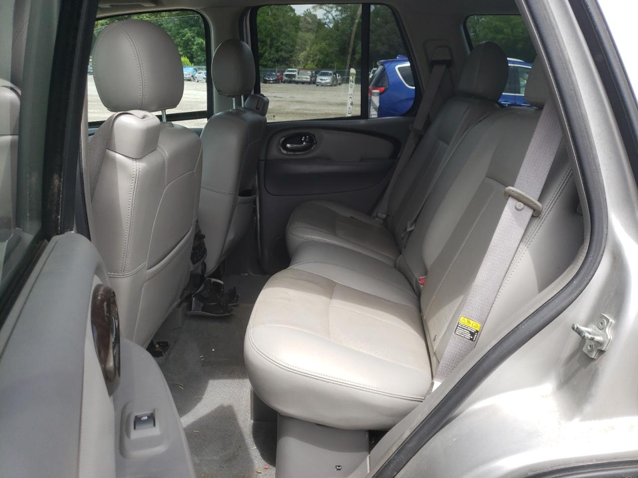 Photo 6 from auction – 2006 BUICK RAINIER CX with VIN 5GADT13S562291721