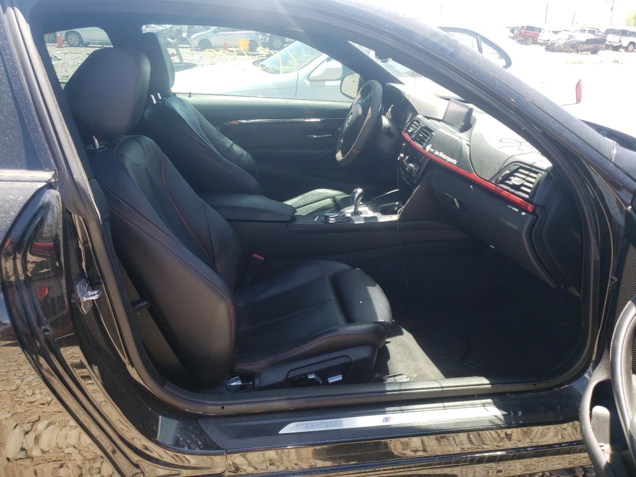 Photo 5 from auction – 2016 BMW M4 with VIN WBS3R9C52GK337713