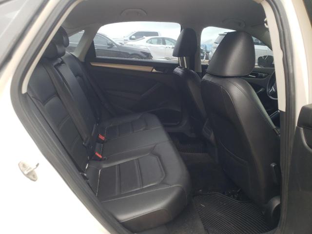 Photo 6 from auction – 2015 VOLKSWAGEN PASSAT S with VIN 1VWAT7A37FC096064