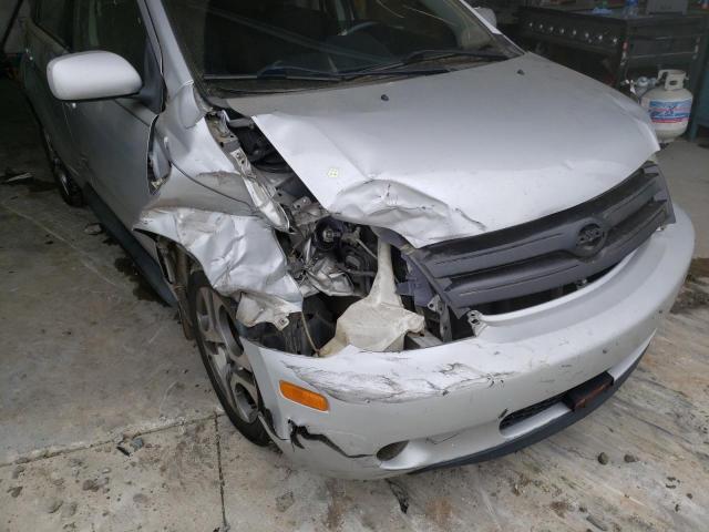 Photo 9 from auction – 2004 TOYOTA SCION XA with VIN JTKKT624240068690