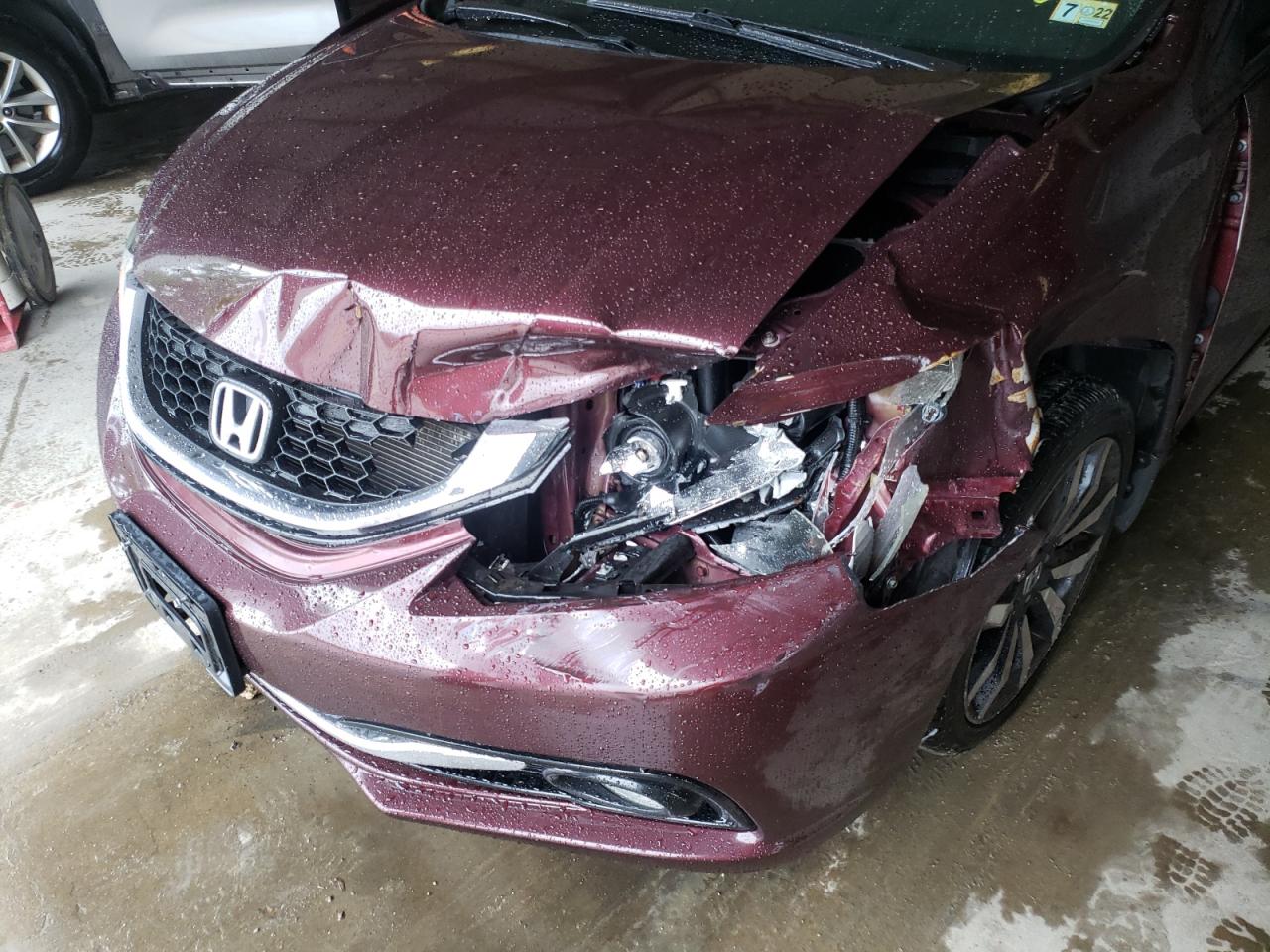 Photo 9 from auction – 2015 HONDA CIVIC EXL with VIN 2HGFB2F96FH529027