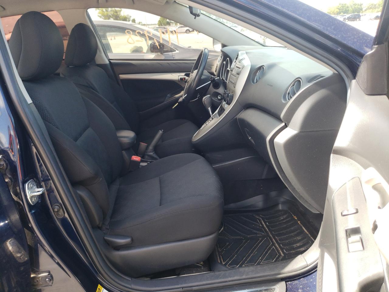 Photo 19 from auction – 2010 TOYOTA COROLLA MA with VIN 2T1KE4EE2AC044191