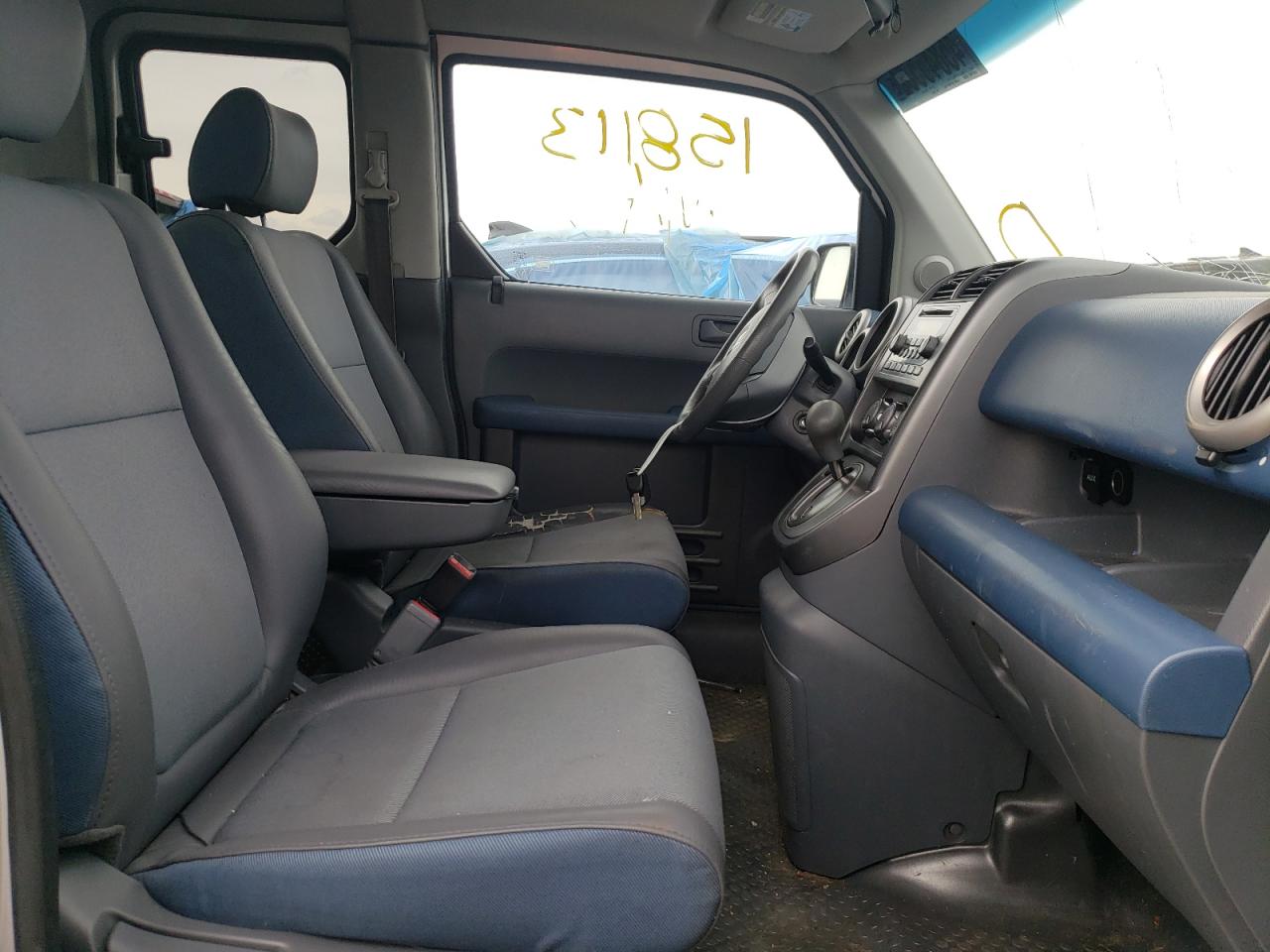 Photo 5 from auction – 2006 HONDA ELEMENT EX with VIN 5J6YH28746L007964
