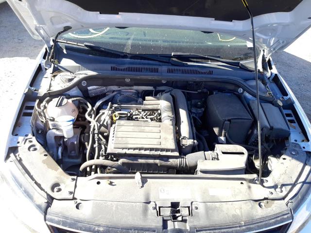 Photo 7 from auction – 2017 VOLKSWAGEN JETTA SE with VIN 3VWDB7AJ8HM380027