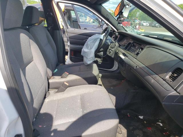 Photo 5 from auction – 2008 FORD CROWN VICT with VIN 2FAFP71V98X152077