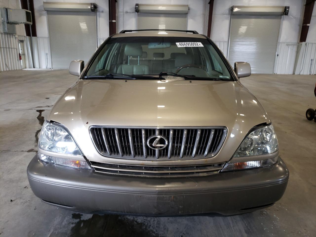 Photo 9 from auction – 2002 LEXUS RX 300 with VIN JTJHF10U320242338