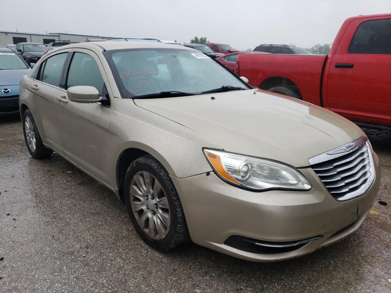 CHRYSLER 200 LX 2014 с VIN 1C3CCBAB7EN210321 - Фото с аукциона