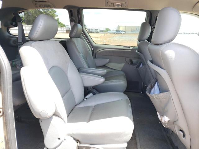 Photo 6 from auction – 2004 CHRYSLER TOWN & COU with VIN 2C8GP64LX4R586329