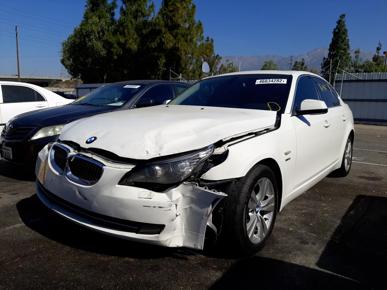 Photo 2 from auction – 2010 BMW 528 XI with VIN WBANV1C50AC444562