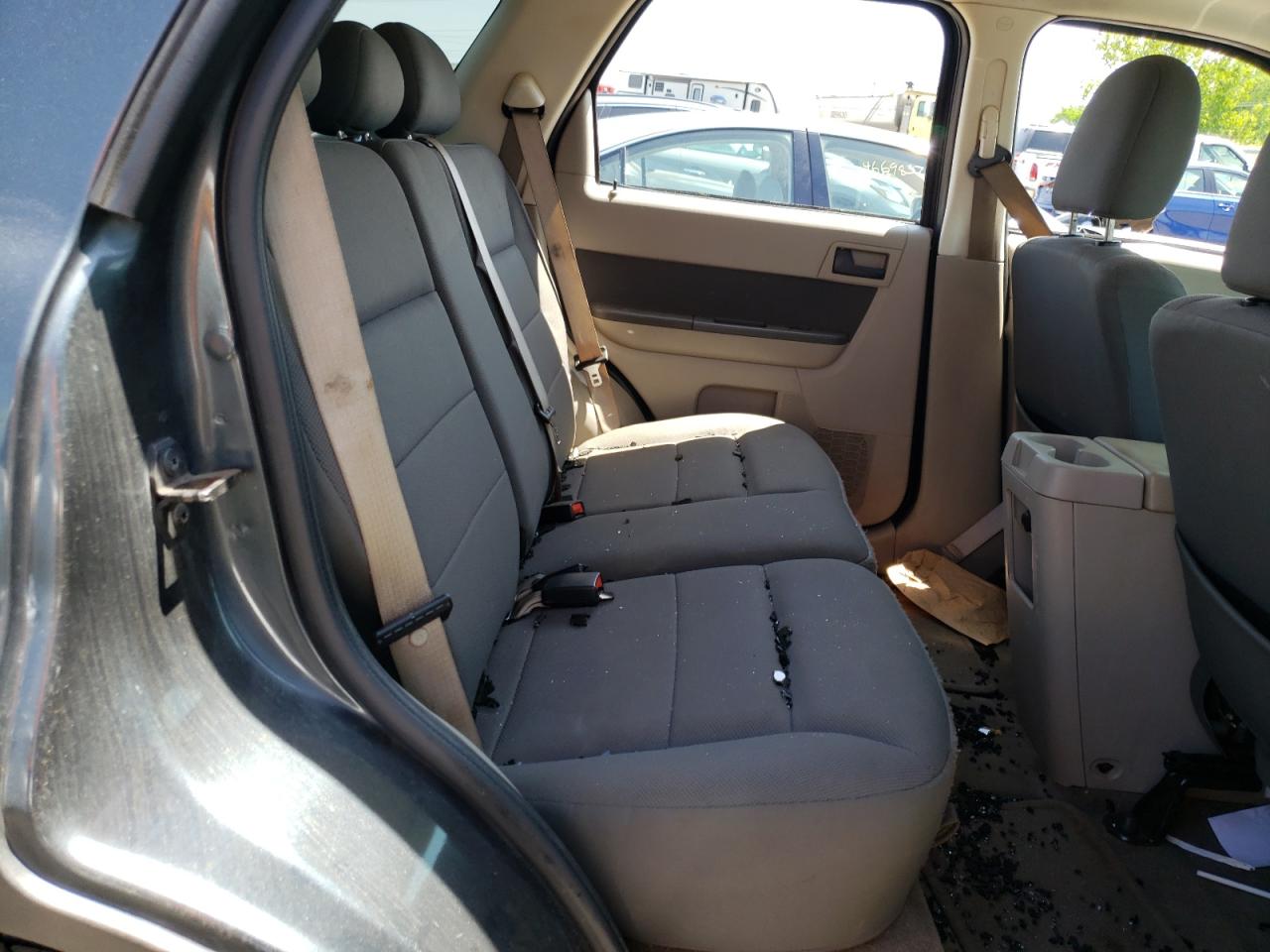 Photo 6 from auction – 2009 FORD ESCAPE XLT with VIN 1FMCU93G99KC66192