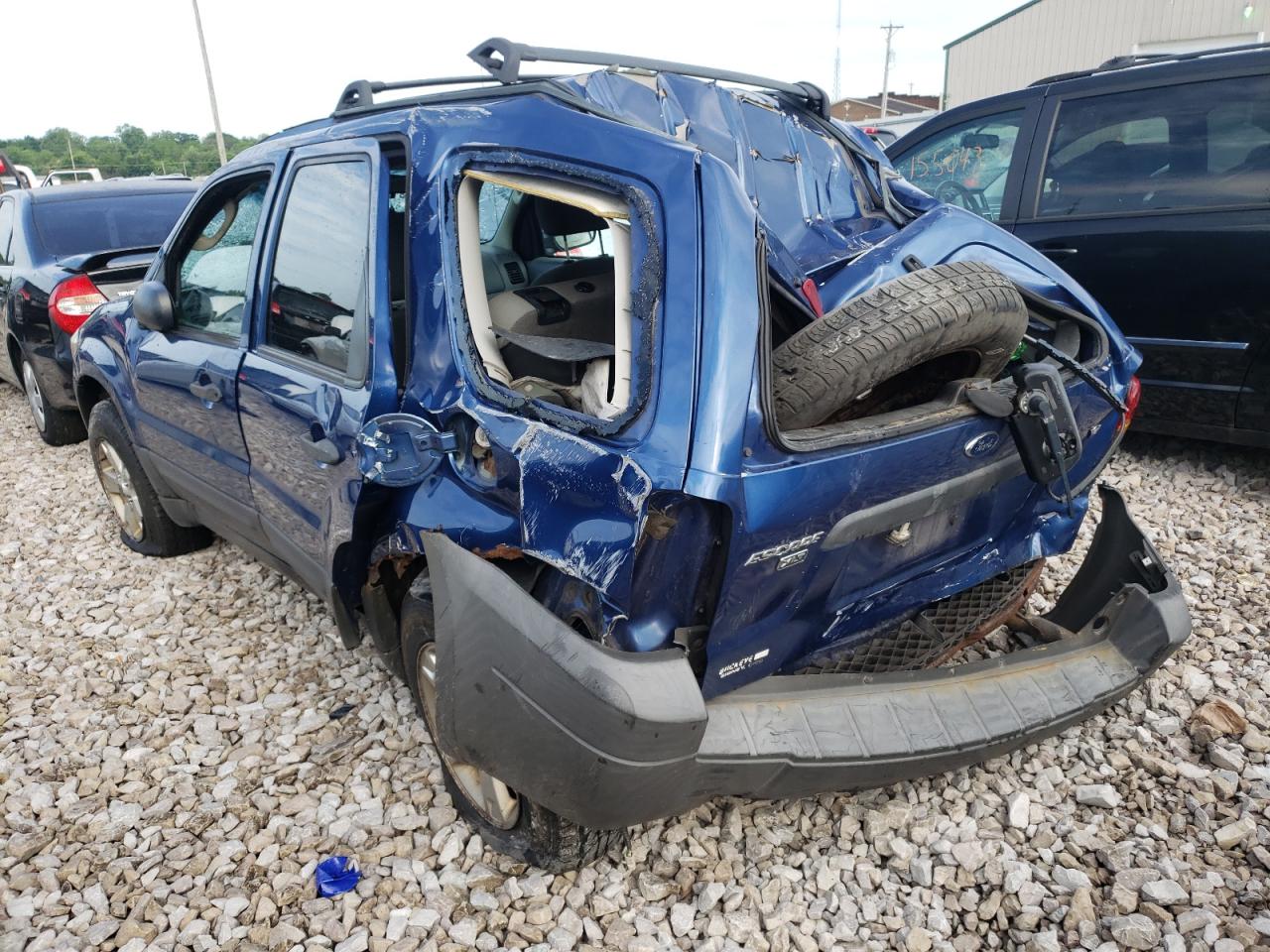 Photo 3 from auction – 2007 FORD ESCAPE XLT with VIN 1FMYU93157KA97951