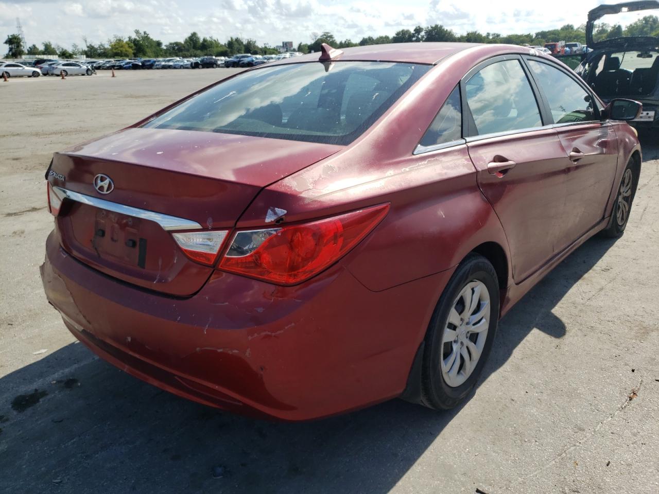 Photo 4 from auction – 2011 HYUNDAI SONATA GLS with VIN 5NPEB4AC0BH112139