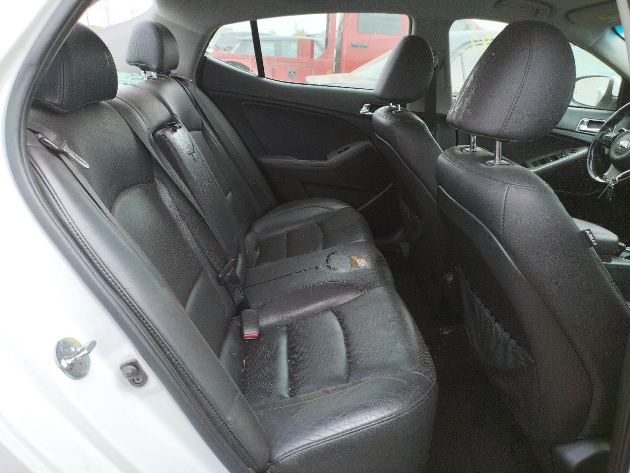 صورة رقم 6 من المزاد - 2015 KIA OPTIMA SX مع VIN 5XXGR4A79FG374444
