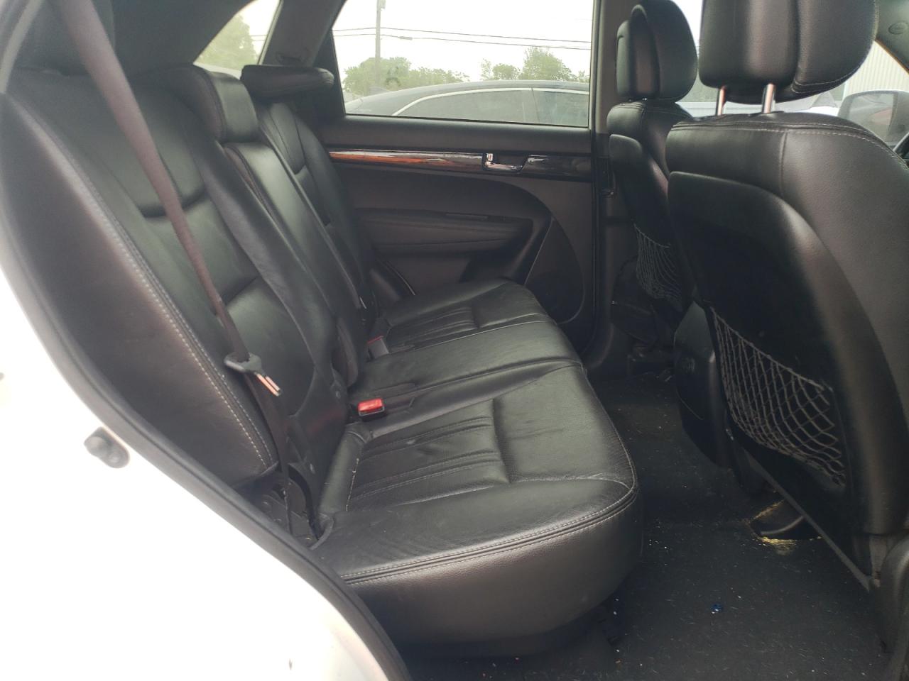 Photo 6 from auction – 2012 KIA SORENTO SX with VIN 5XYKW4A24CG255229