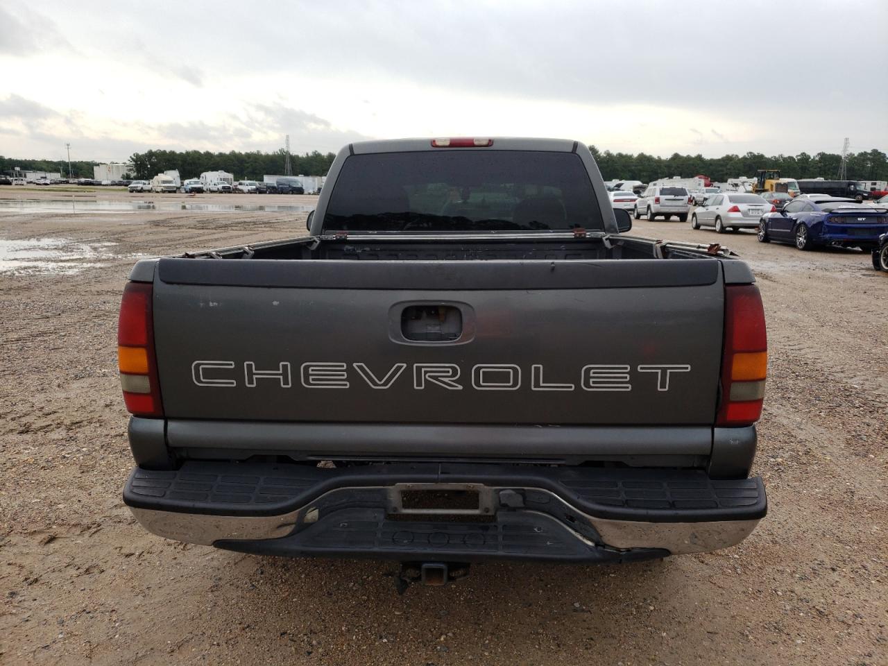 Photo 6 from auction – 2001 CHEVROLET SILVERADO with VIN 1GCEC14W41Z296915