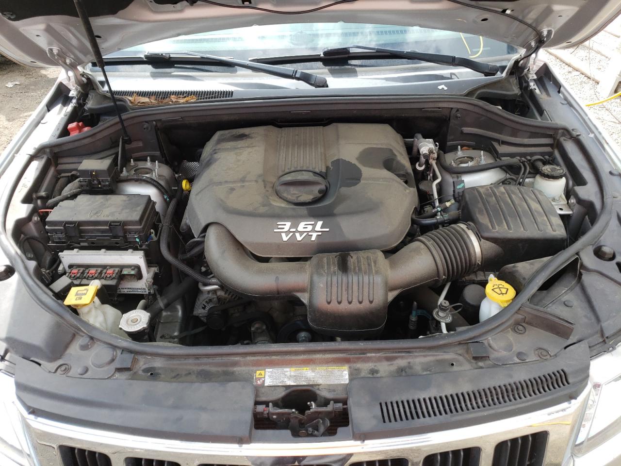 Photo 7 from auction – 2012 JEEP GRAND CHER with VIN 1C4RJEAGXCC334049