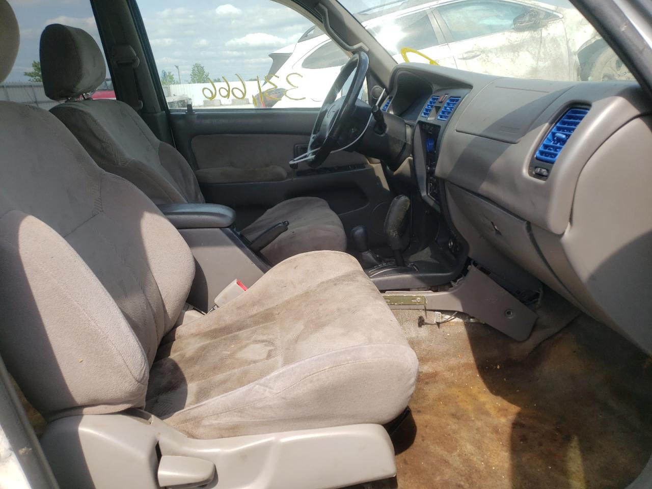 Photo 5 from auction – 2002 TOYOTA 4RUNNER SR with VIN JT3HN86R120372253