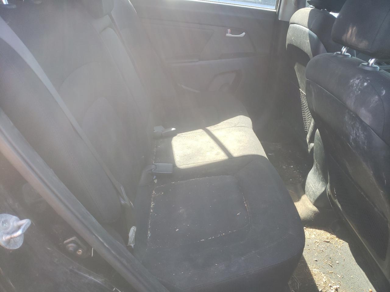 Photo 6 from auction – 2011 KIA SPORTAGE L with VIN KNDPB3A20B7065693