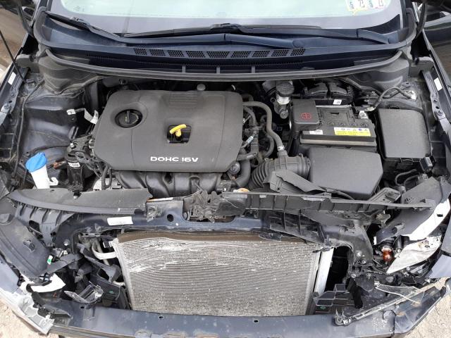 Photo 7 from auction – 2017 KIA FORTE LX with VIN 3KPFK4A78HE078908