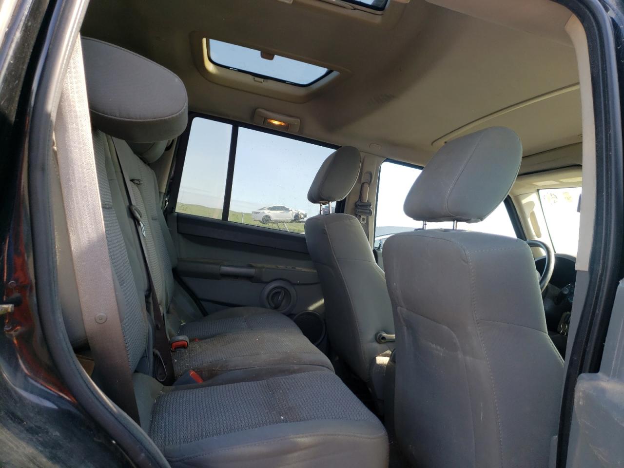 Фото 6 с аукциона – 2007 JEEP COMMANDER с VIN 1J8HG48K27C656844