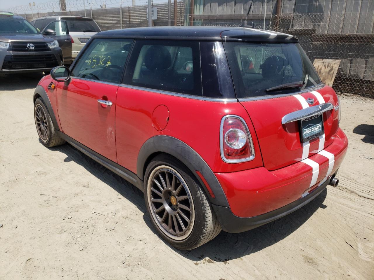 Photo 3 from auction – 2013 MINI COOPER with VIN WMWSU3C58DT683508