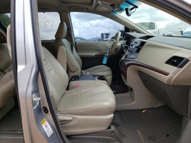 Photo 5 from auction – 2011 TOYOTA SIENNA XLE with VIN 5TDYK3DC6BS072999