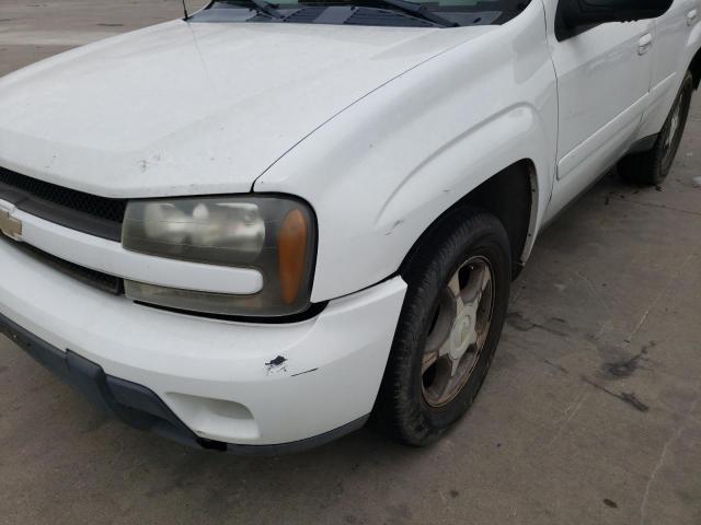 Photo 9 from auction – 2005 CHEVROLET BLAZER with VIN 1GNDS13S952376424