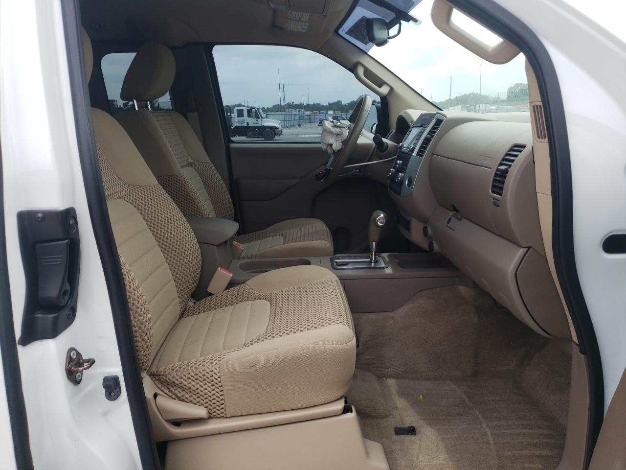 Photo 5 from auction – 2016 NISSAN FRONTIER S with VIN 1N6AD0CW3GN736966