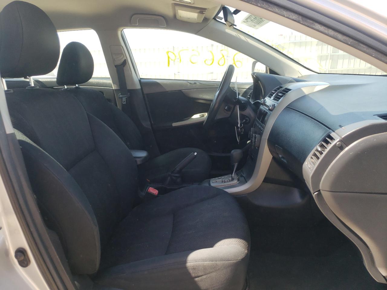 Photo 5 from auction – 2011 TOYOTA COROLLA BA with VIN 2T1BU4EE3BC658526