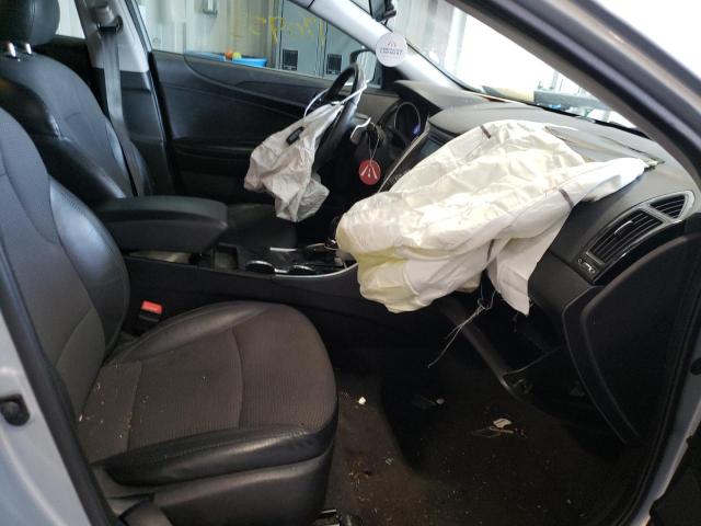 Photo 5 from auction – 2012 HYUNDAI SONATA SE with VIN 5NPEC4AB0CH466748