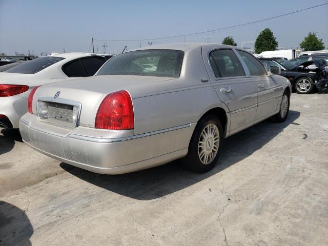 Photo 4 from auction – 2011 LINCOLN TOWN CAR S with VIN 2LNBL8CV3BX756931