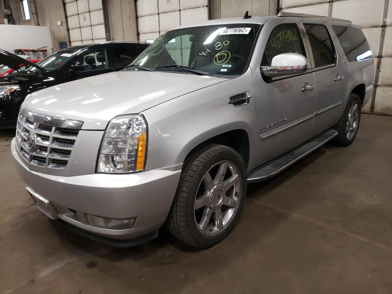Photo 2 from auction – 2011 CADILLAC ESCALADE E with VIN 1GYS4HEF8BR192219