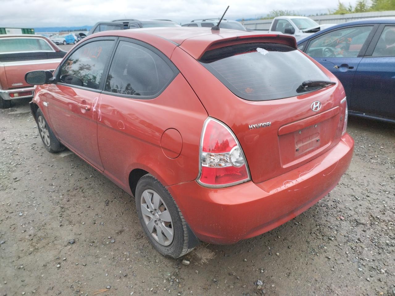 Photo 3 from auction – 2010 HYUNDAI ACCENT BLU with VIN KMHCM3AC8AU169412