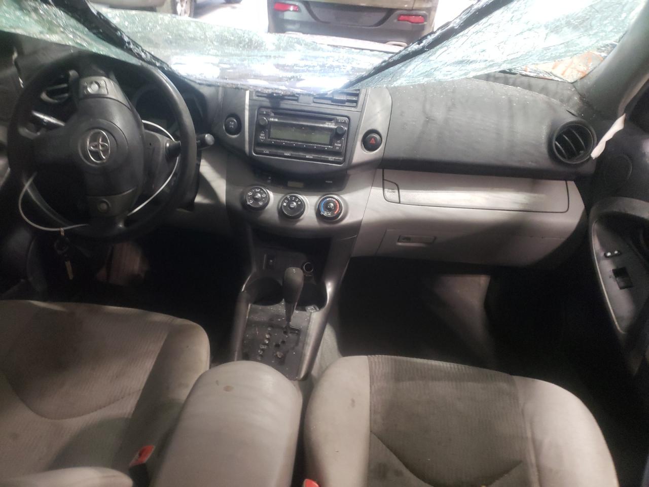 Photo 20 from auction – 2012 TOYOTA RAV4 with VIN 2T3BF4DV0CW179919