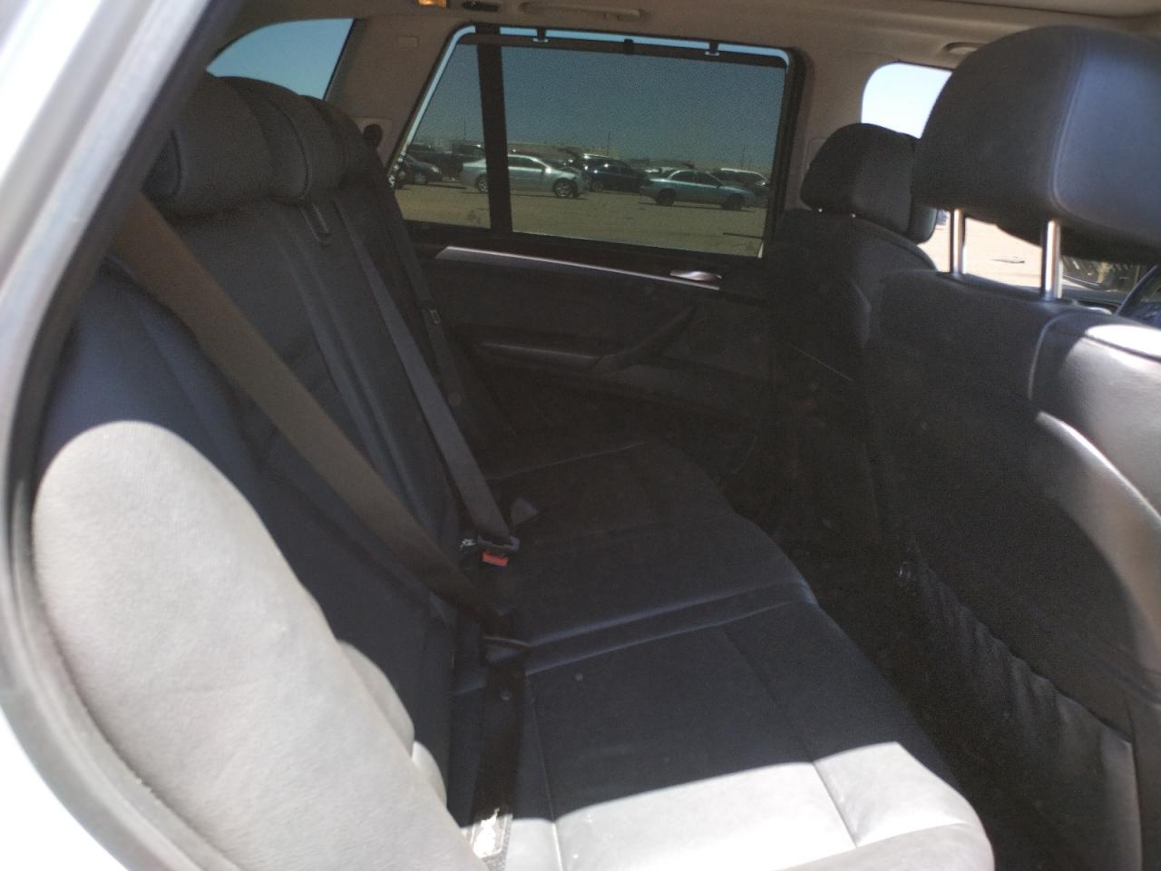 Photo 18 from auction – 2009 BMW X5 XDRIVE4 with VIN 5UXFE83539L309697