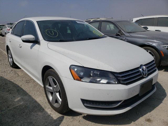 VOLKSWAGEN PASSAT SE 2015 with VIN 1VWBT7A33FC026730 - Photo from auction