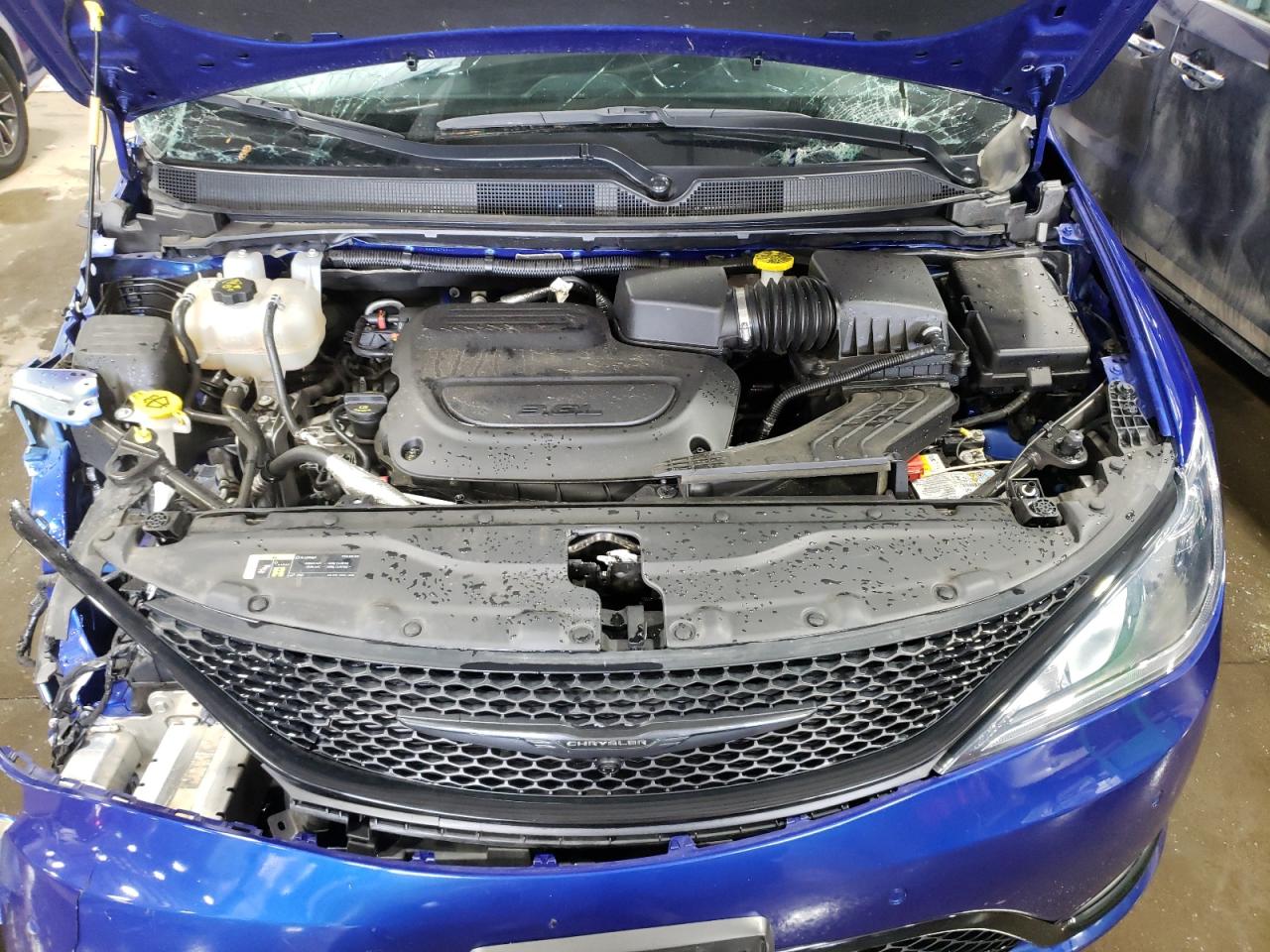 Photo 7 from auction – 2019 CHRYSLER PACIFICA T with VIN 2C4RC1EG1KR666352
