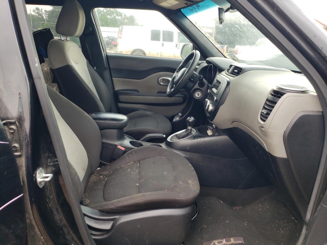 Photo 18 from auction – 2016 KIA SOUL with VIN KNDJN2A25G7265998